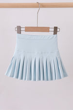 Sky pleated skort